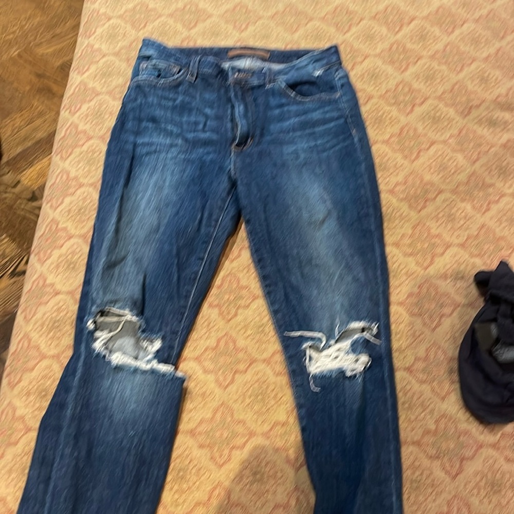 Joe’s jeans, high-rise, crop skinny jeans, ripped